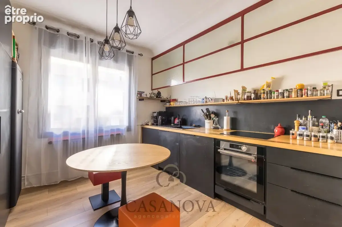 Elégante maison de ville avec jardin secret en plein coeur de Sète - photo 17
