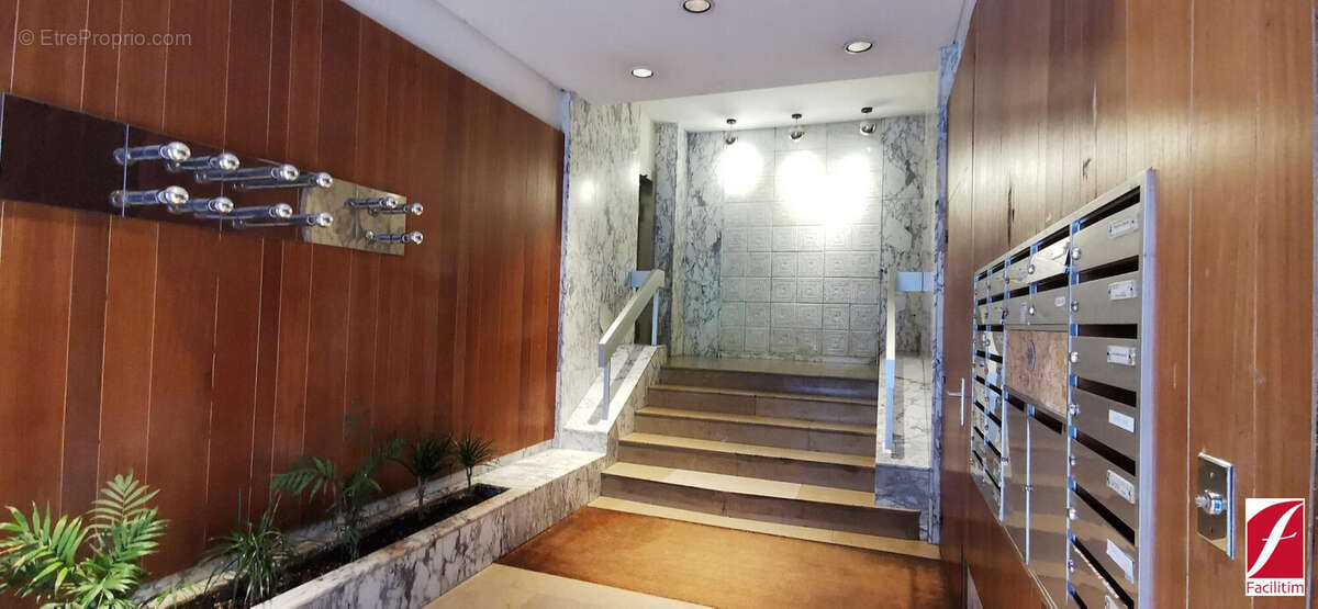 Appartement à PARIS-15E