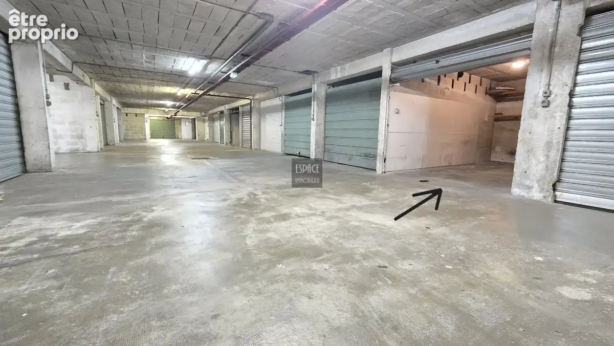 Centre ville- Garage proche mairie - photo 2