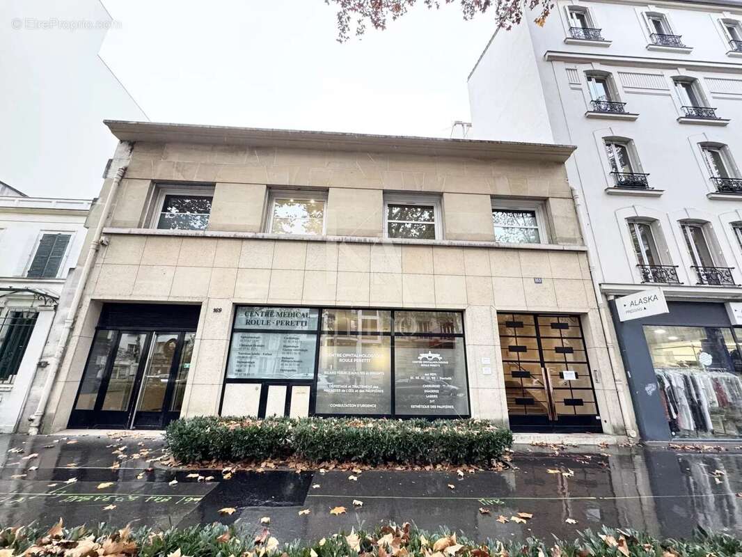 Appartement à NEUILLY-SUR-SEINE