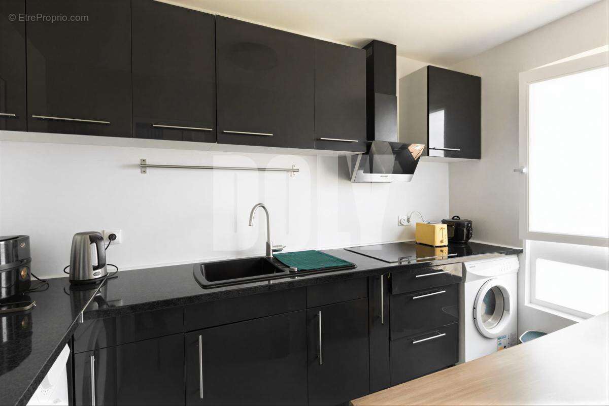Appartement à PARIS-20E