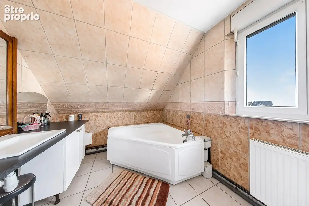 Maison 6 pièces 160 m² à vendre à Cernay (68700) - photo 8
