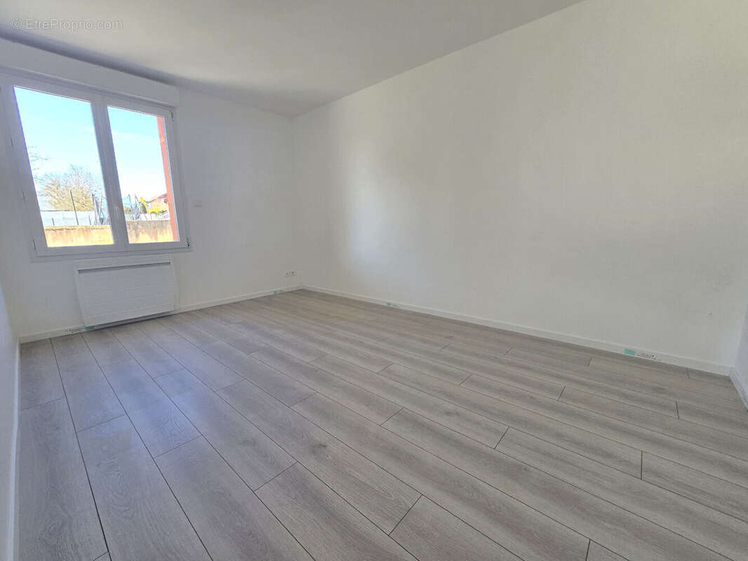 Appartement à DOMMARTIN