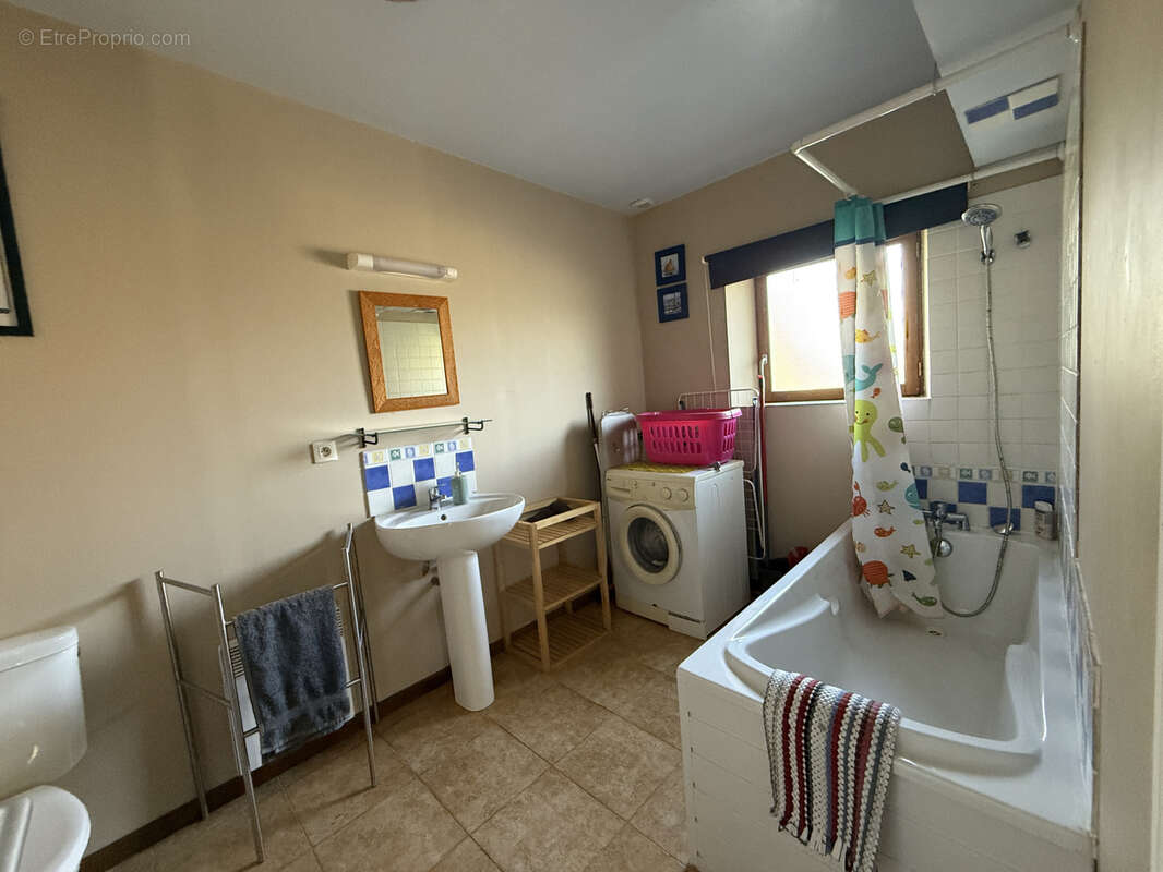 Maison à ISIGNY-LE-BUAT