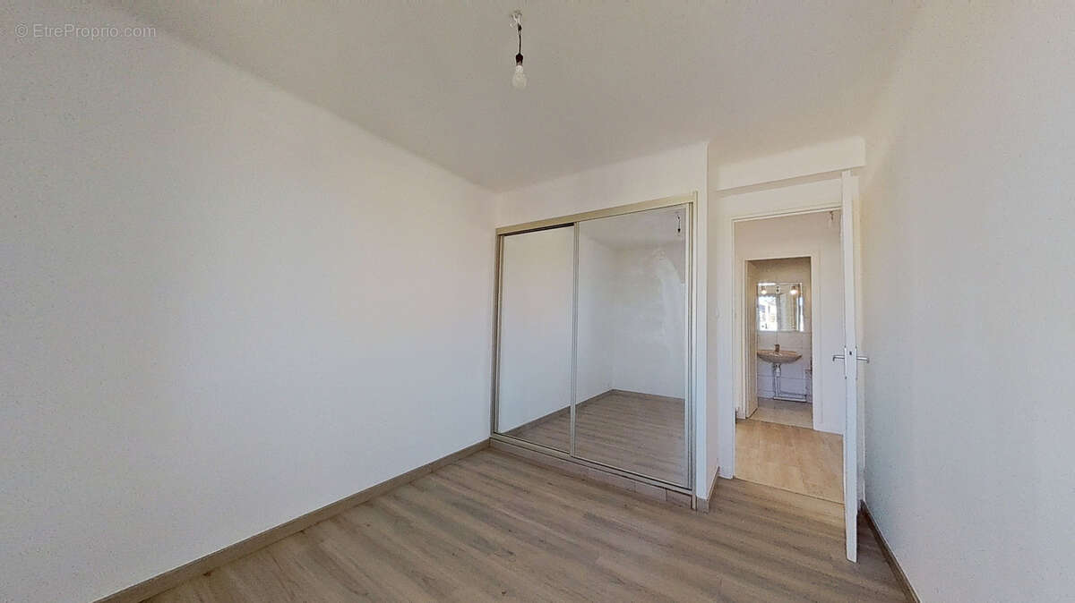 Appartement à TASSIN-LA-DEMI-LUNE