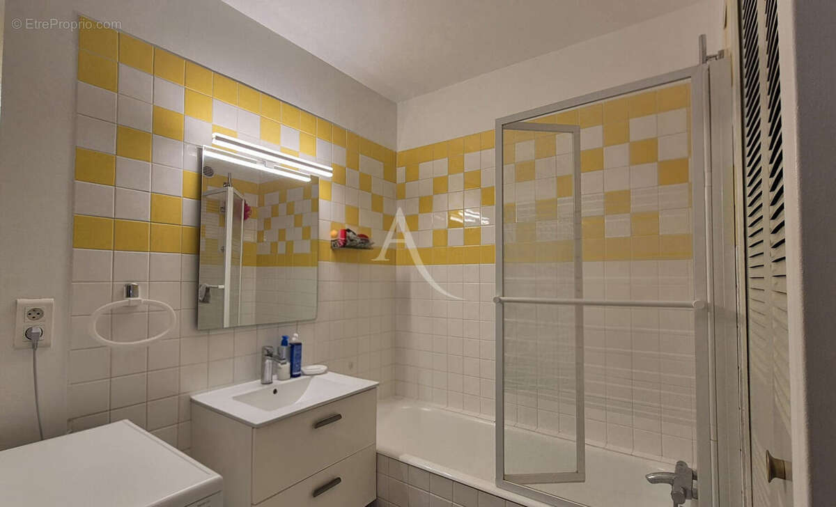 Appartement à BURES-SUR-YVETTE