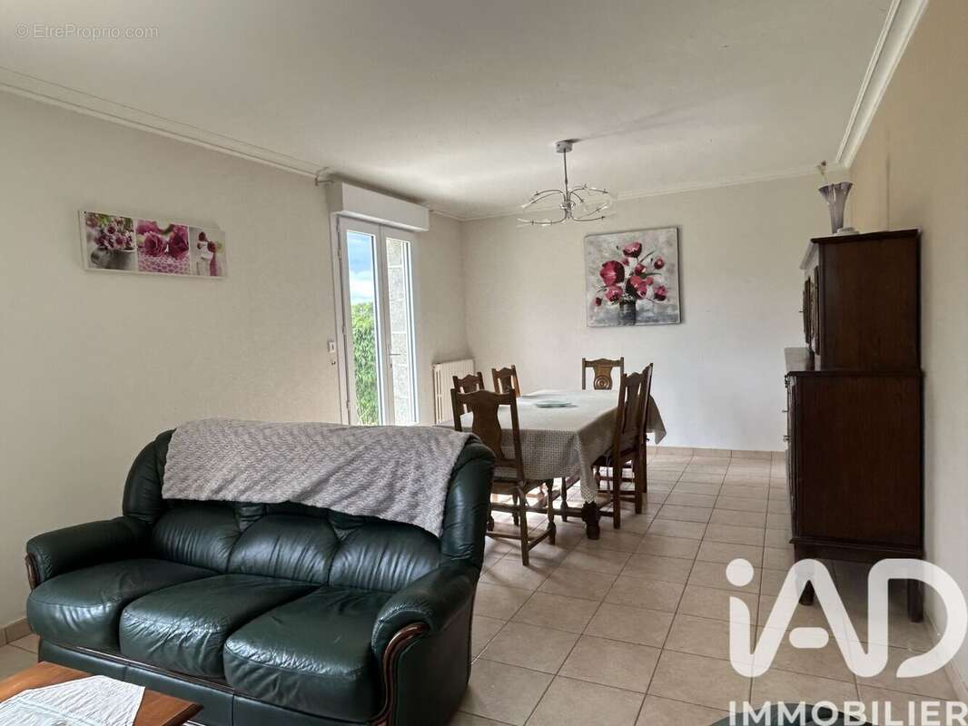 Maison 166 m² à Merdrignac  - photo 3
