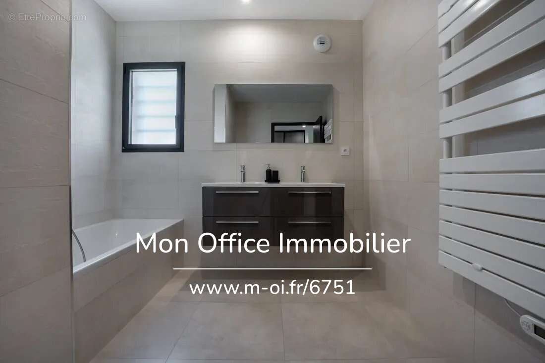 Maison à SAINT-RAPHAEL
