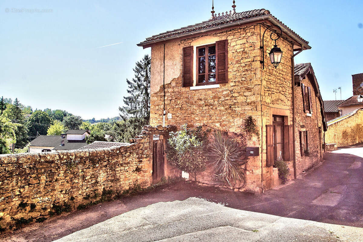 Maison à CHATILLON