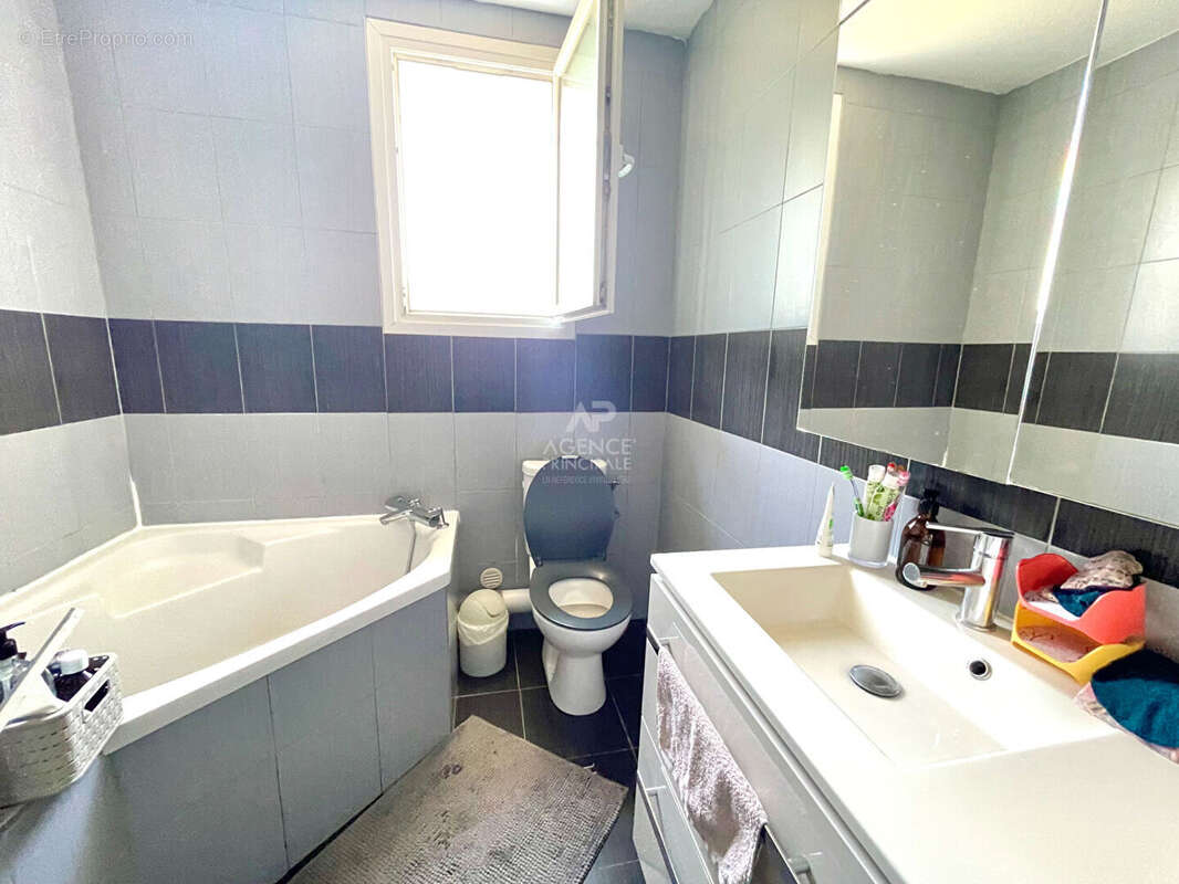 Maison Acheres 5 pièce(s) 90 m2 - photo 9