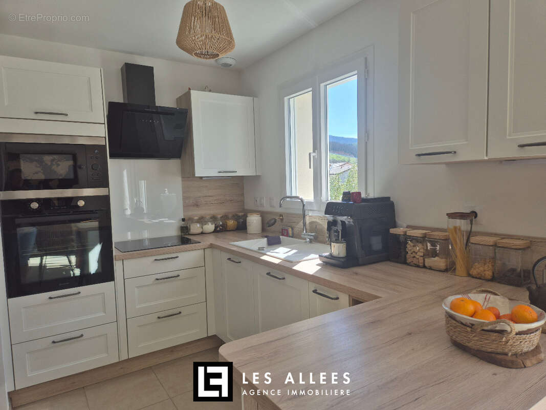 Maison à PUY-SAINT-MARTIN