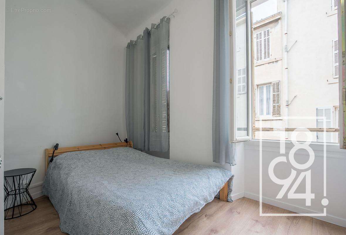 Appartement à MARSEILLE-6E