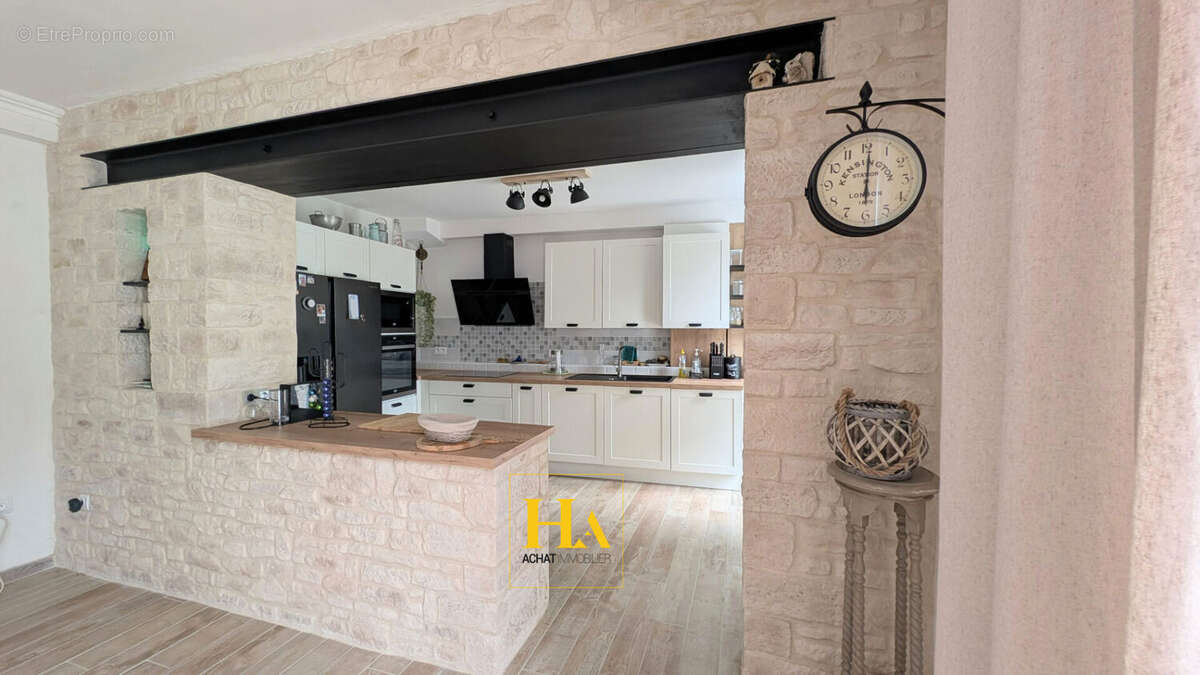 Maison à ROMANS-SUR-ISERE