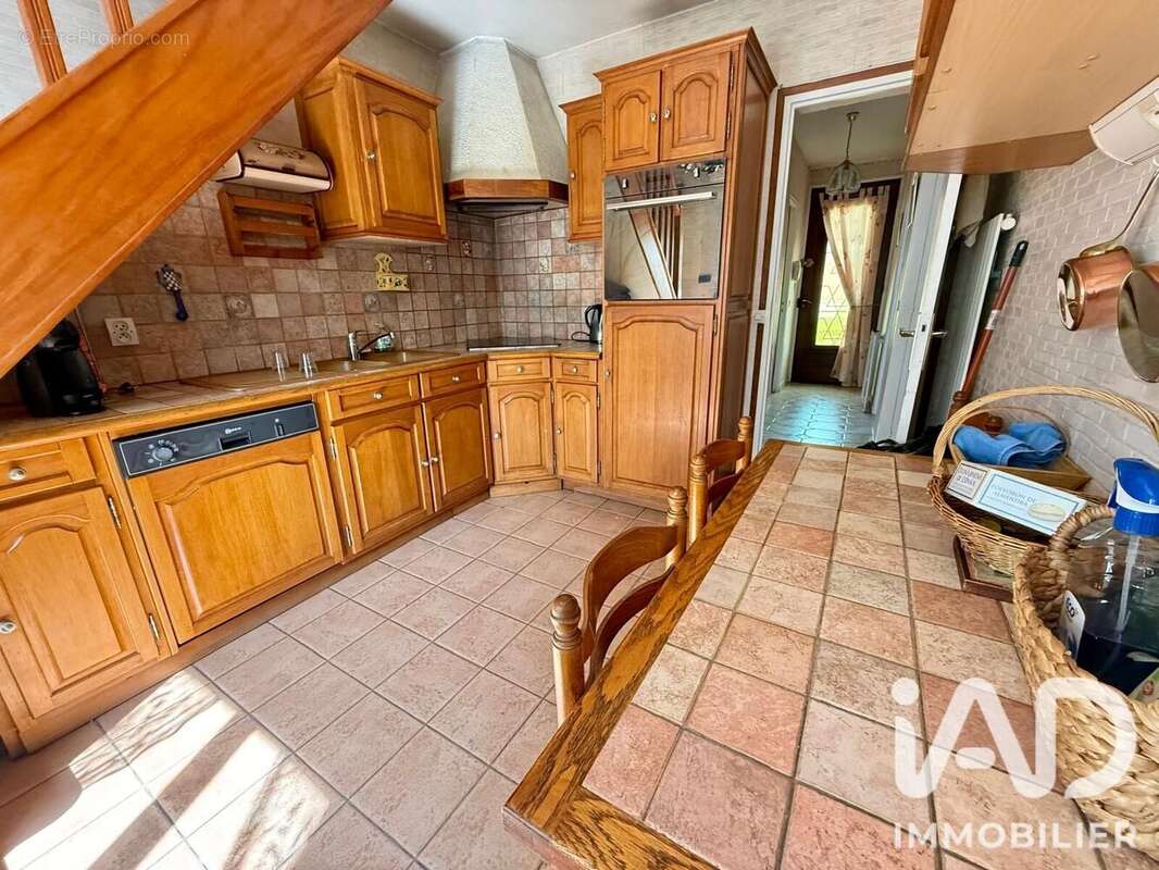 Maison 114 m² à Saint-Leu-La-Foret  - photo 8