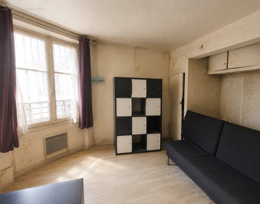 Appartement à PARIS-7E