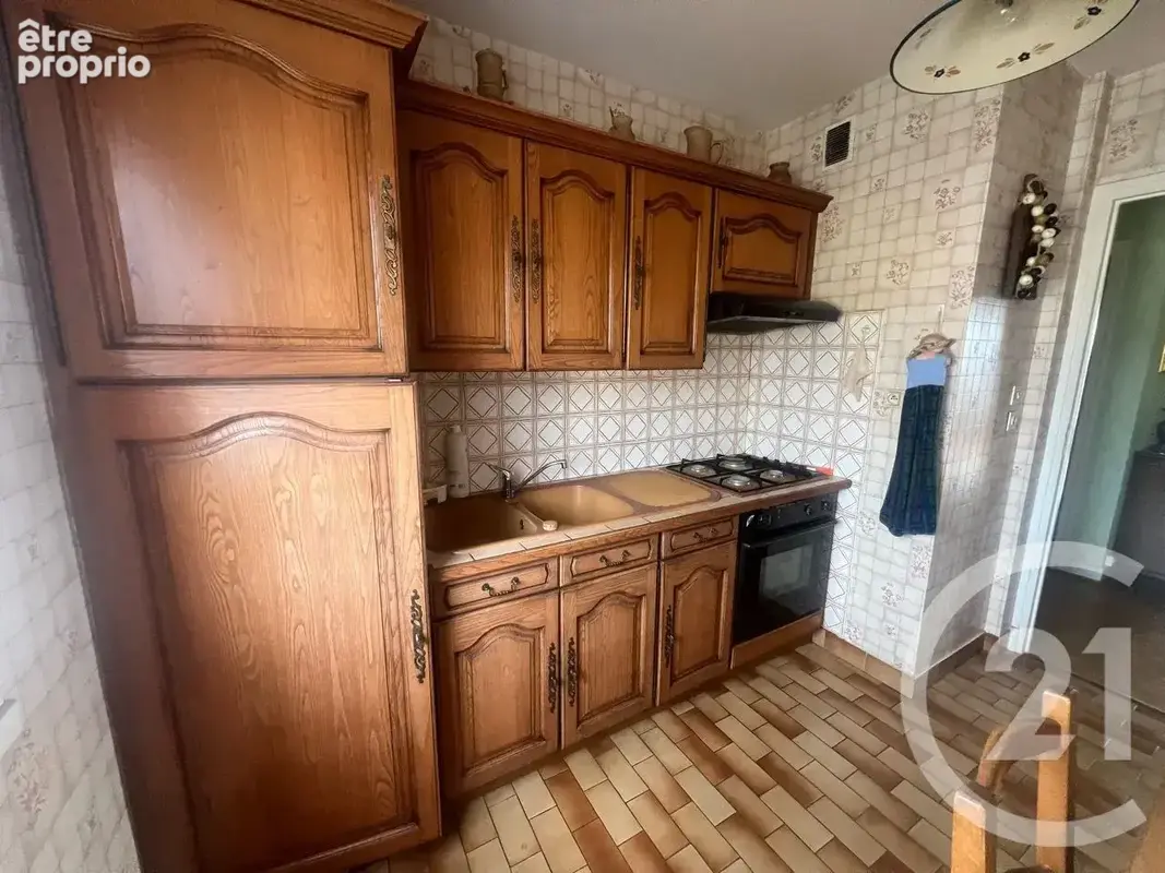 Appartement 5 pièces 84 m² à vendre à Aurillac (15000) - photo 8