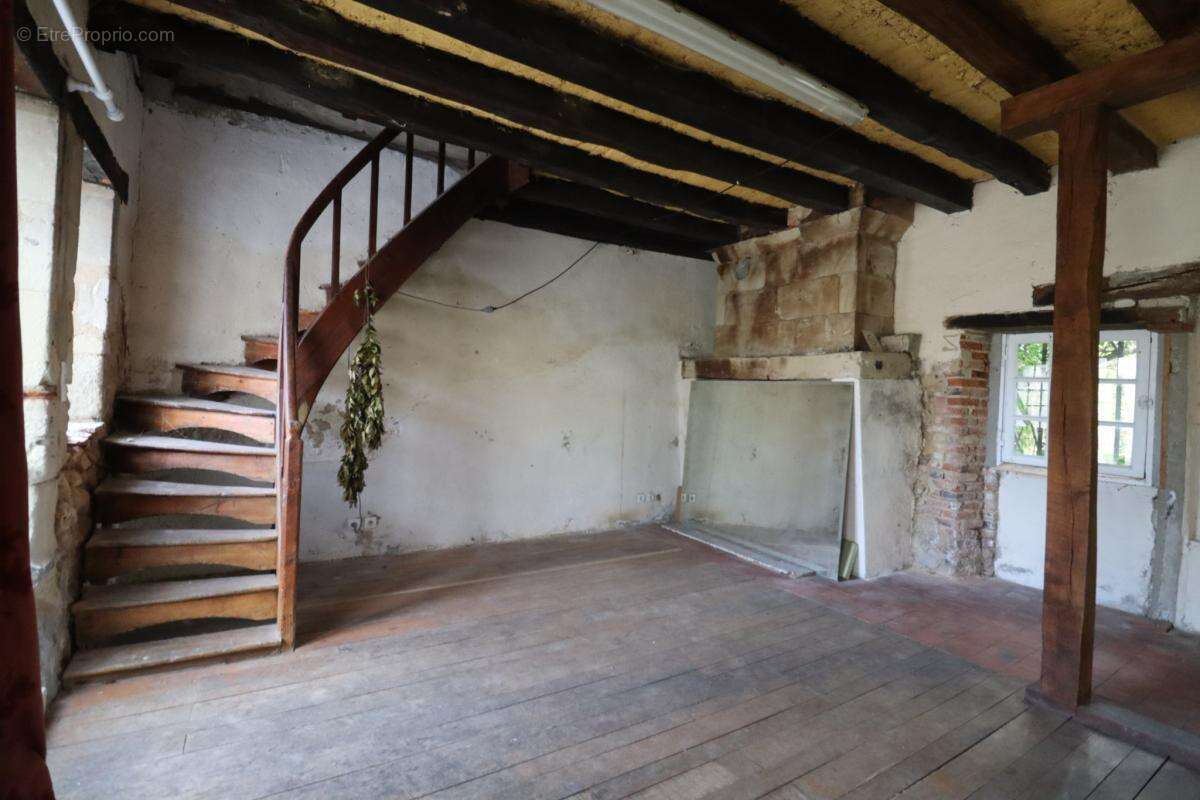 Maison à CLERE-LES-PINS