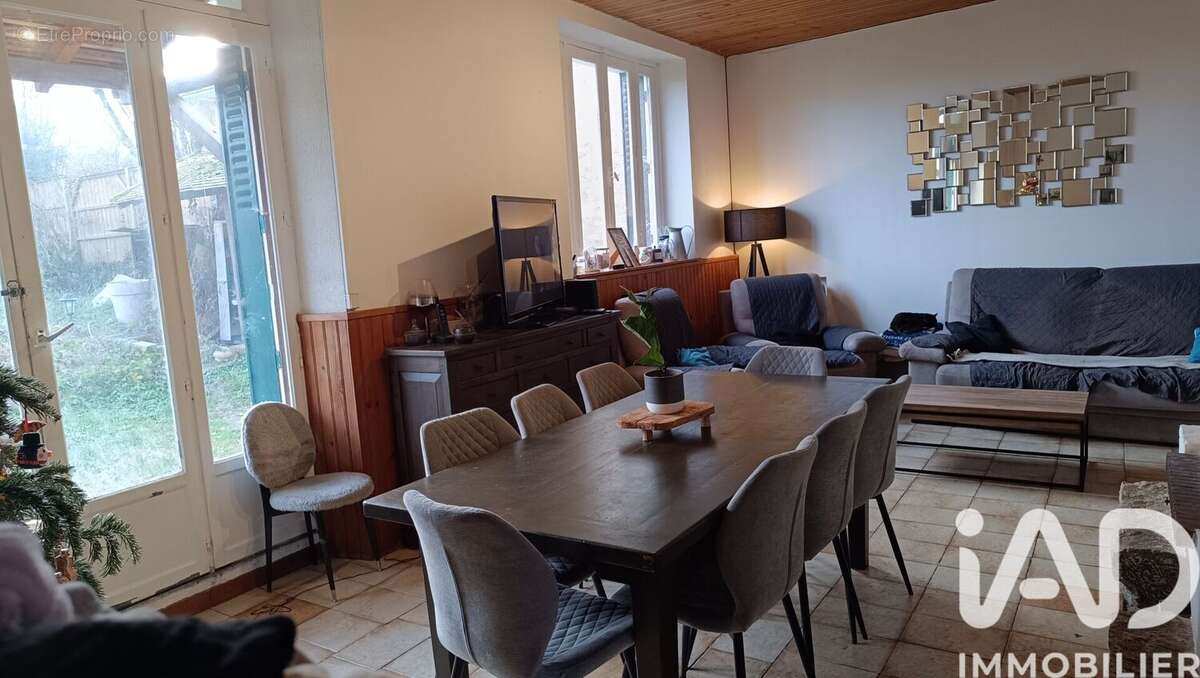 Photo 3 - Maison à CHICHERY