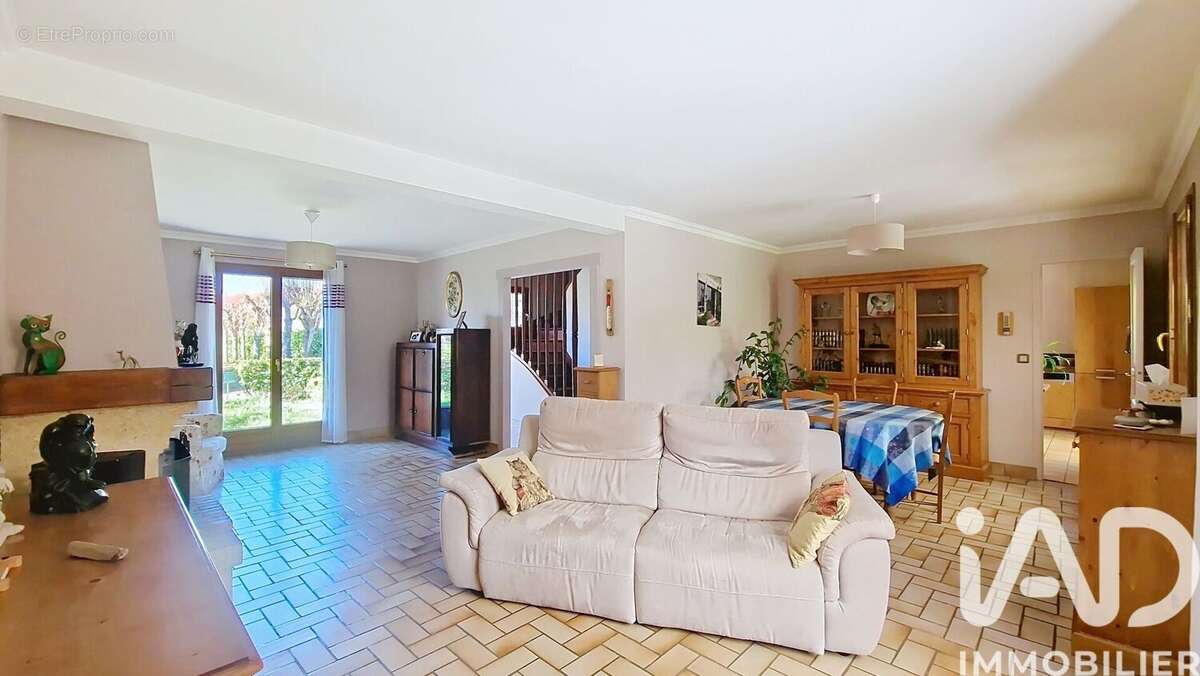 Photo 8 - Maison à SAINT-FARGEAU-PONTHIERRY