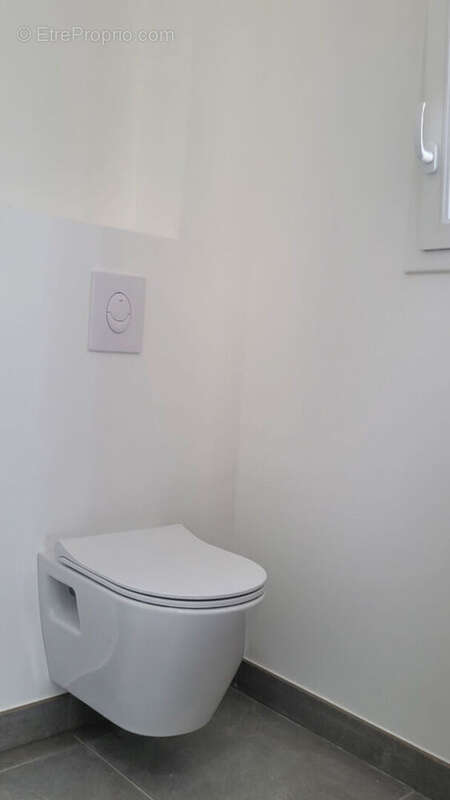 Maison à CORMELLES-LE-ROYAL