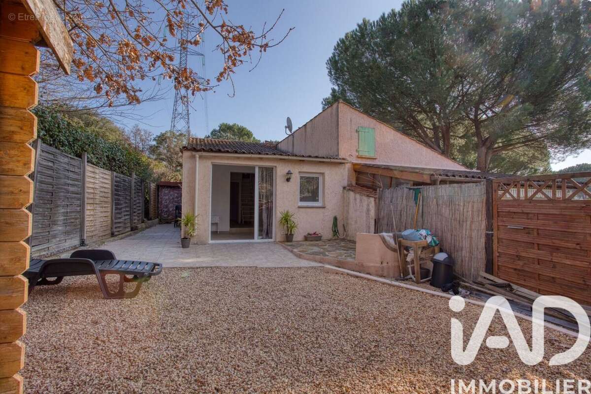 Photo 2 - Maison à BAGNOLS-EN-FORET