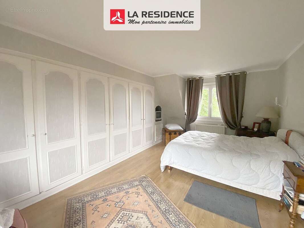 Maison à MONTIGNY-LES-CORMEILLES