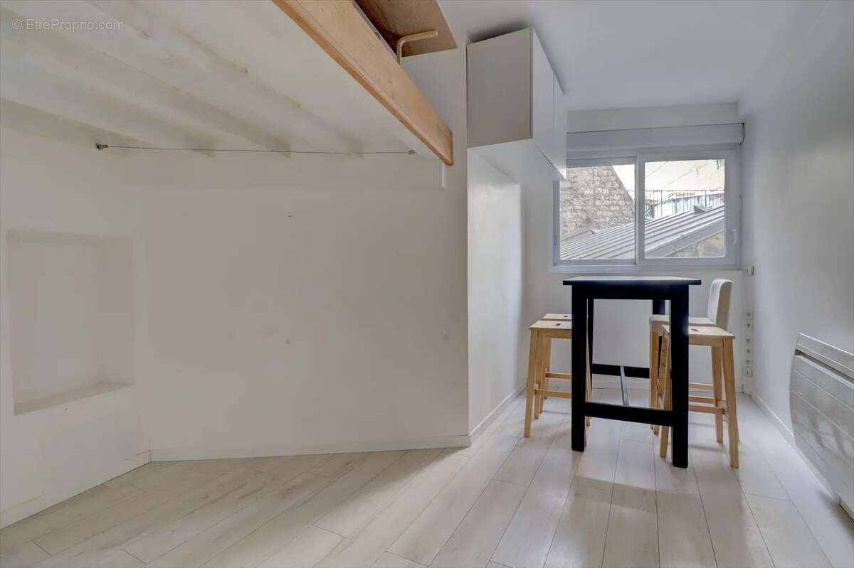 Appartement à PARIS-20E
