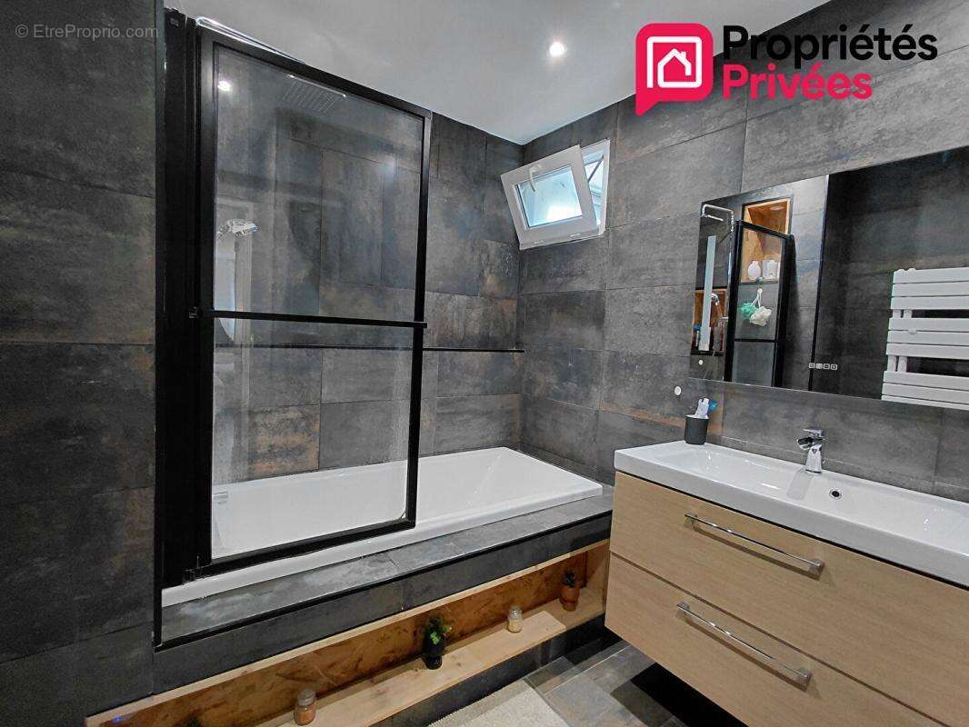 Appartement à MARIGNANE