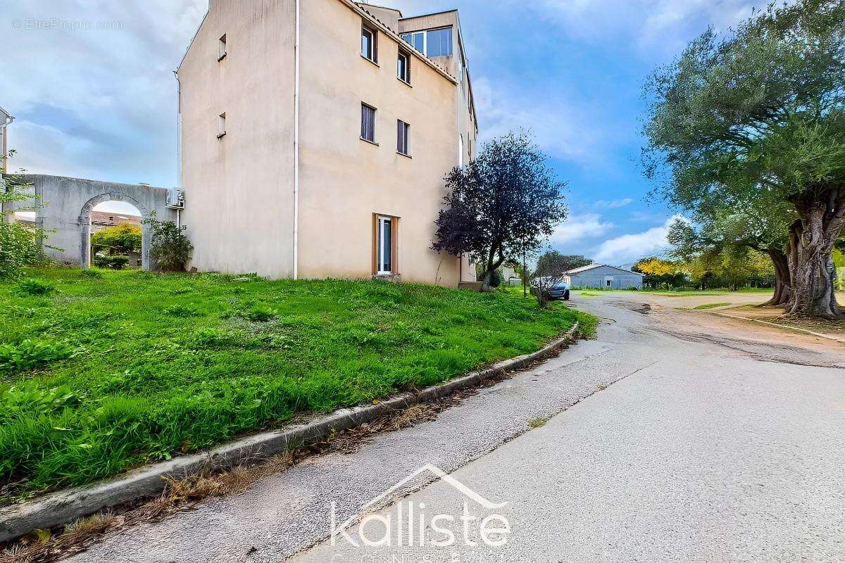 Appartement à CAURO