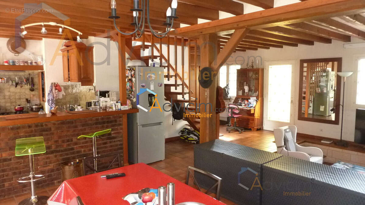 Maison à COURTENAY