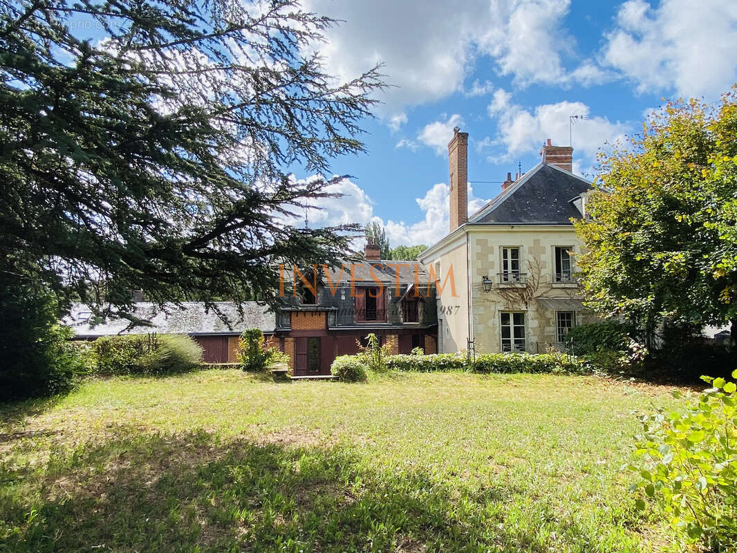 Maison à COUR-CHEVERNY