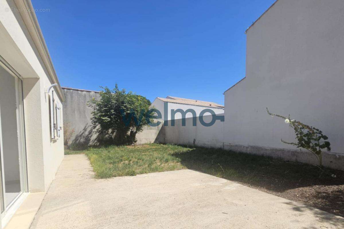 Maison à SAINT-CHRISTOPHE