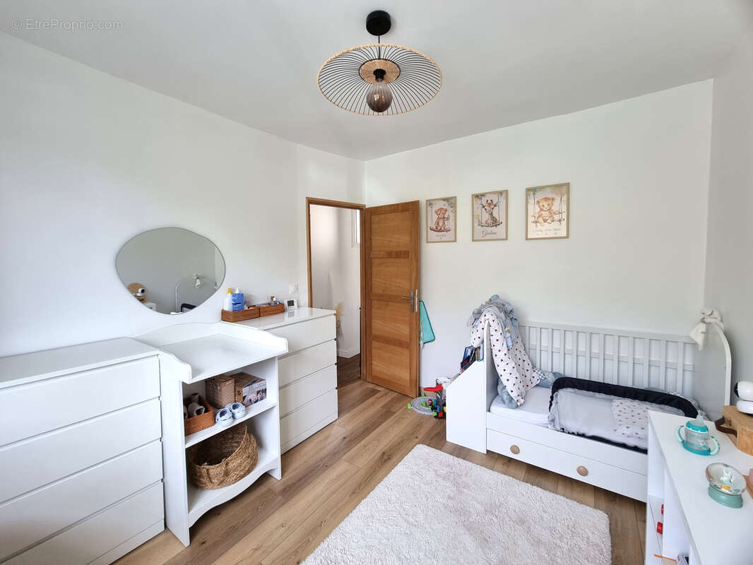 Maison à LIVRY-SUR-SEINE