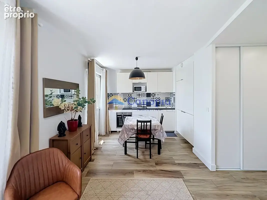 Appartement à L'HAY-LES-ROSES