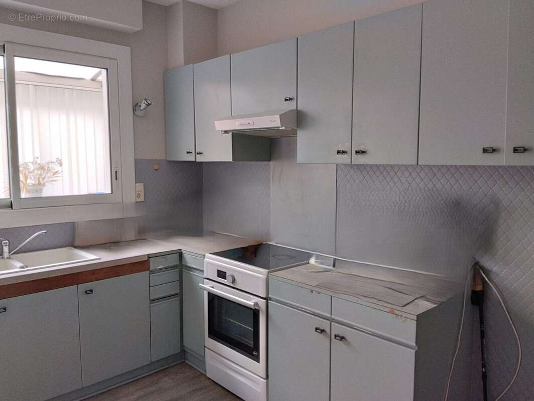 Maison à CHEF-BOUTONNE