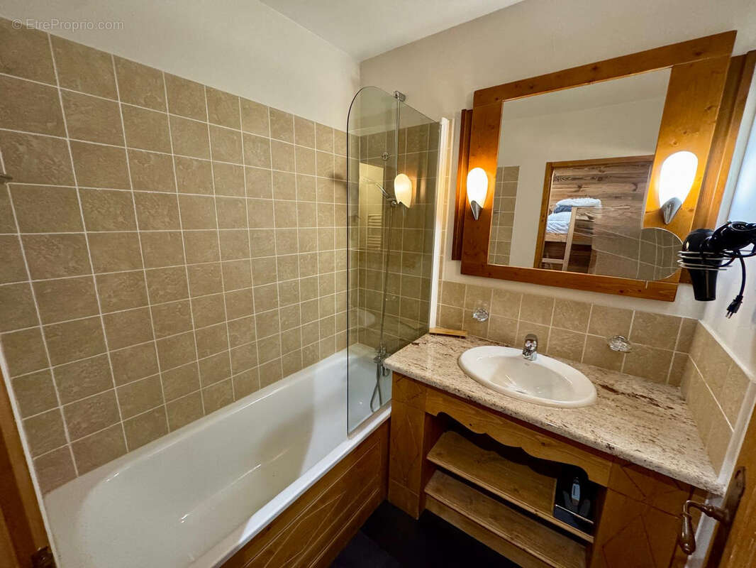 Appartement à LES CHAPELLES