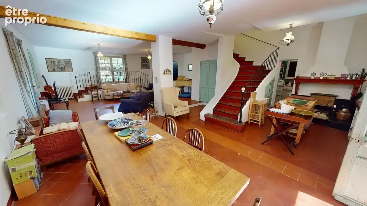 LE MUY: Demeure de prestige en pierre ? Une propriété de caractère au coeur de la Provence varoise - photo 7
