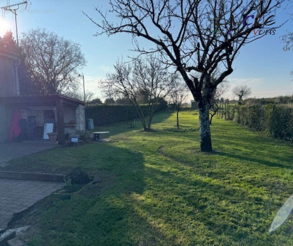 Maison à SAINT-POMPAIN