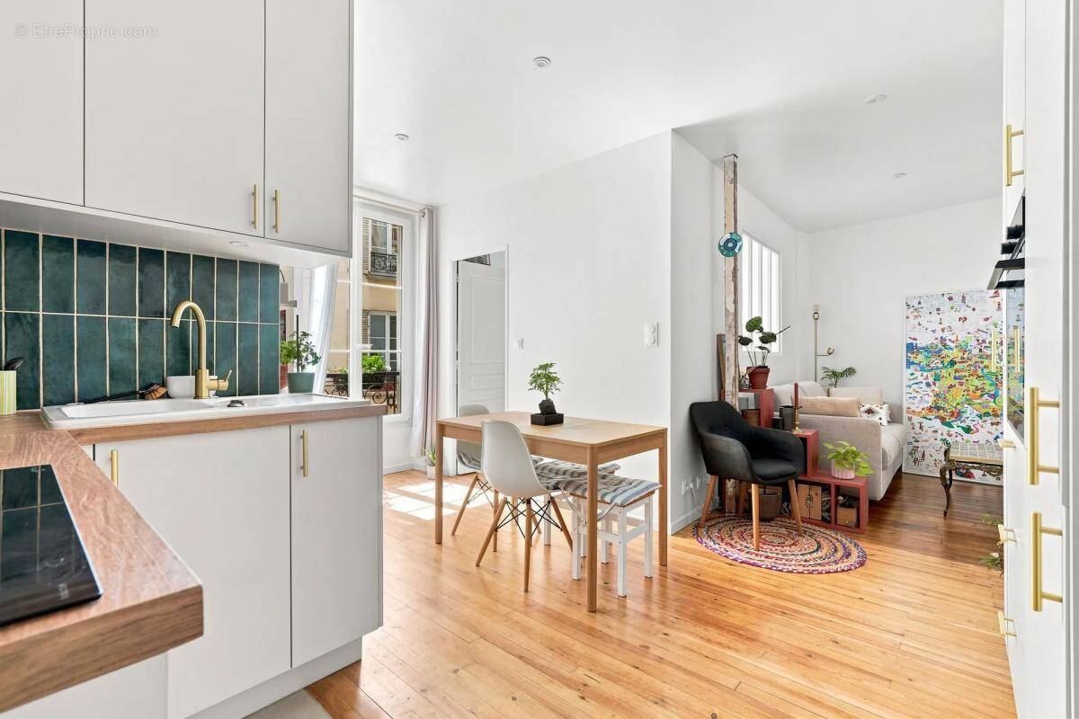 Appartement à PARIS-12E