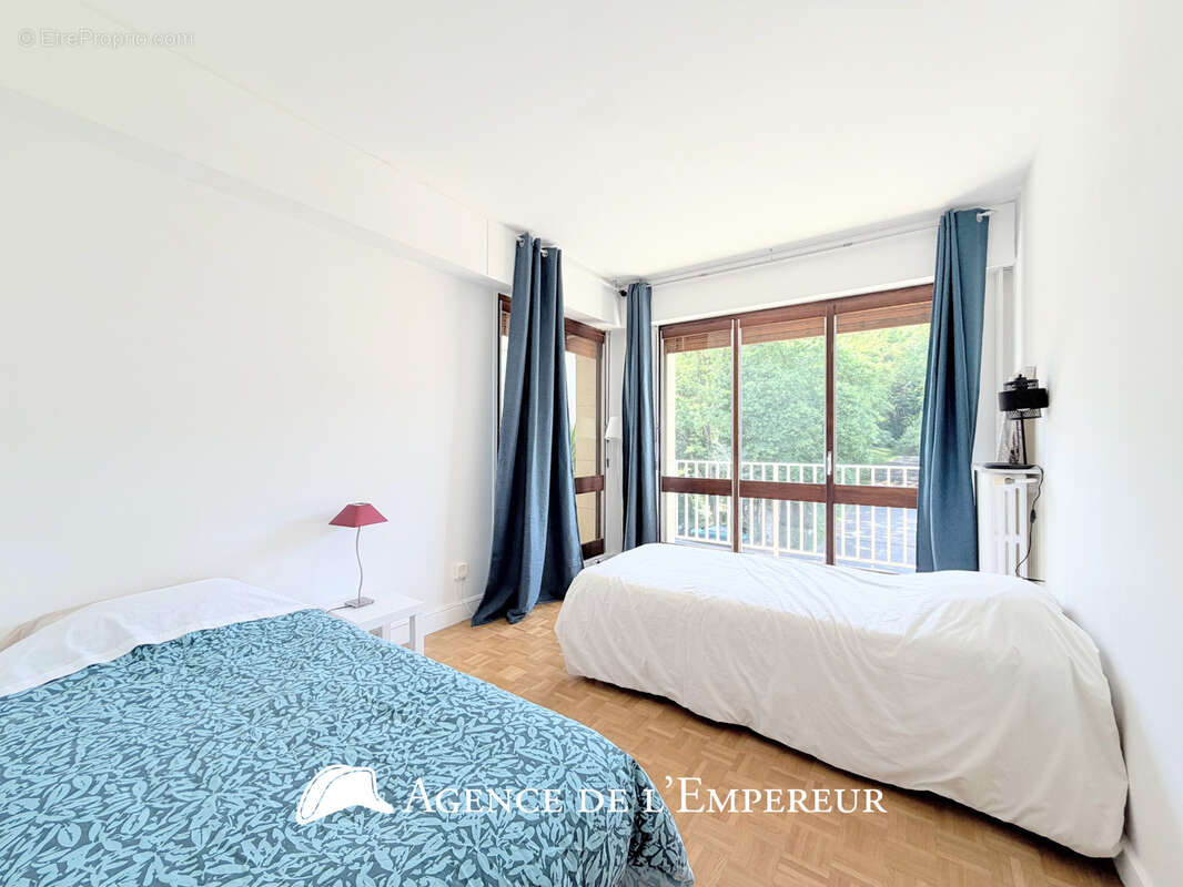 Appartement à LA CELLE-SAINT-CLOUD