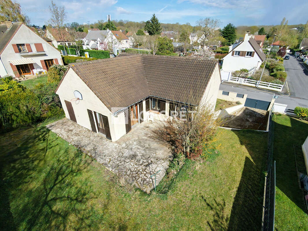 Maison à SAINT-MICHEL-SUR-ORGE