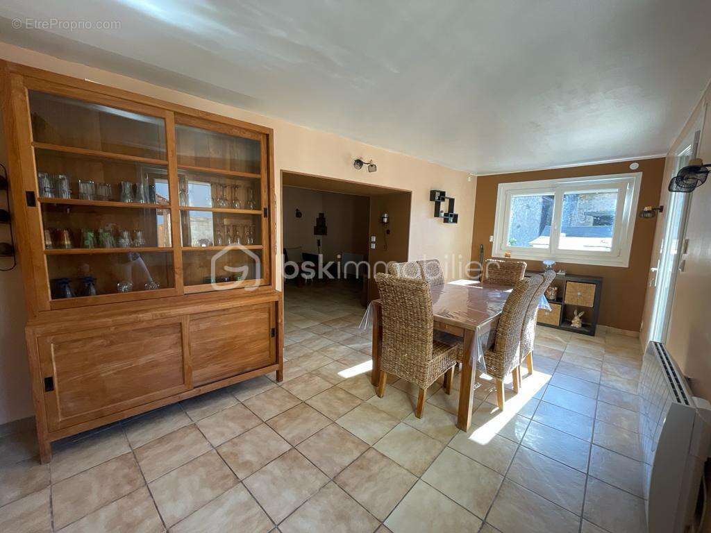 Maison à ECHILLEUSES