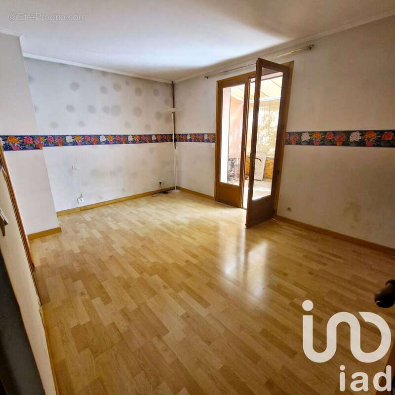 Photo 5 - Maison à GENNEVILLIERS