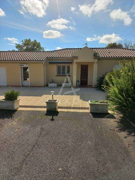 Maison à LAREE