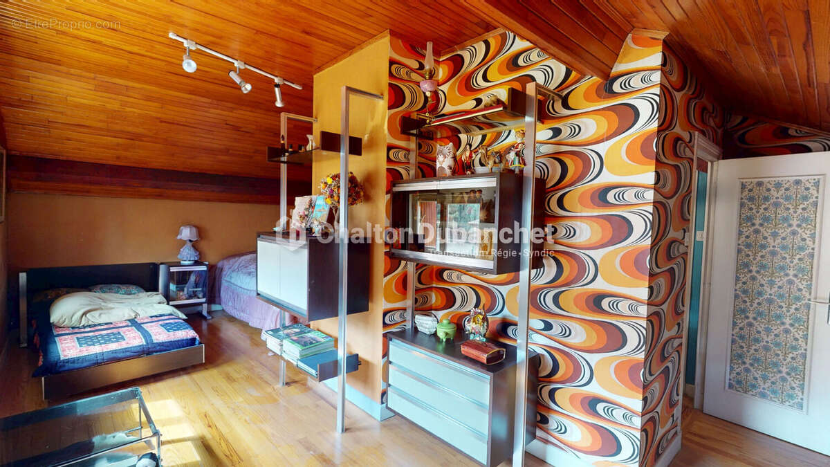 COURS - Maison de 159 m² - photo 15