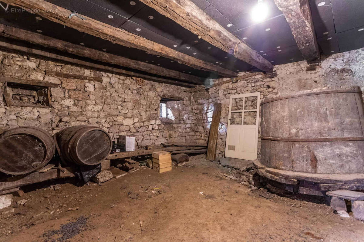 Country property - photo 18