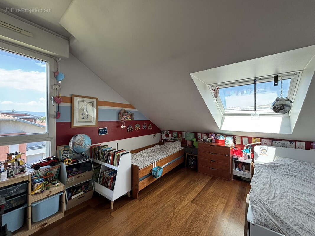 Appartement 102 m² à Annemasse  - photo 8