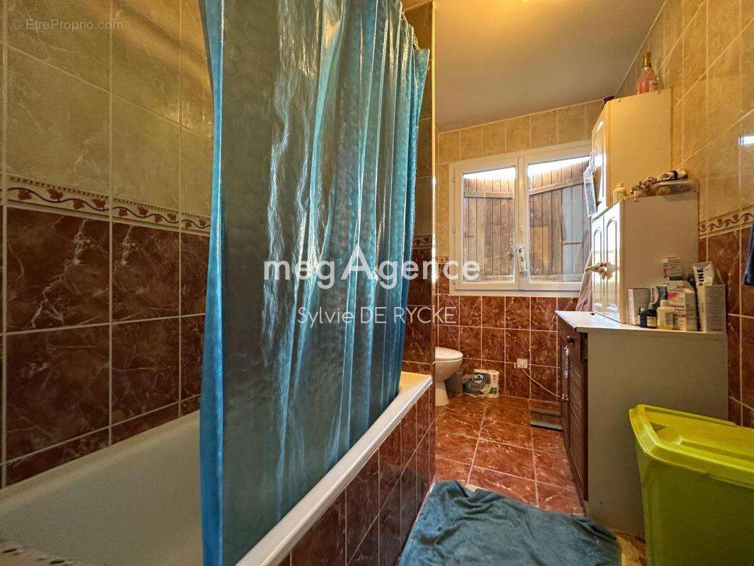 Maison à MONTEREAU-FAULT-YONNE