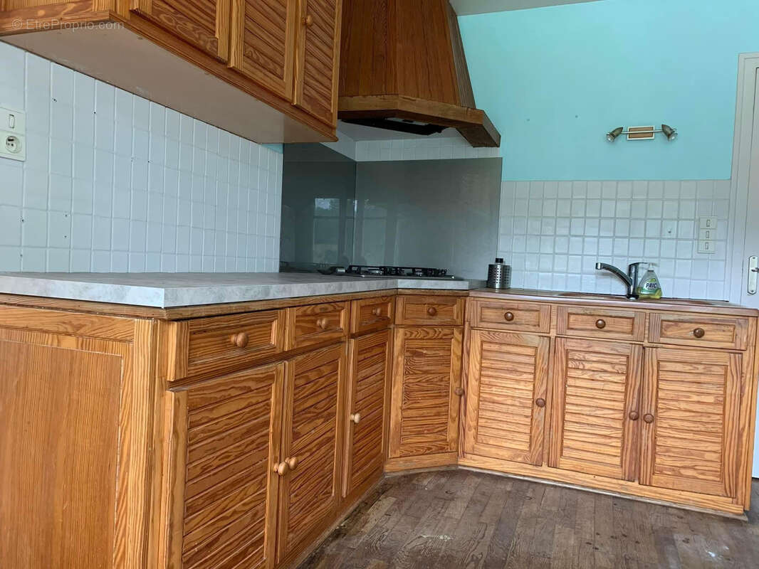 Maison à CHATEAU-CHERVIX