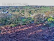 Terrain à ROSTRENEN
